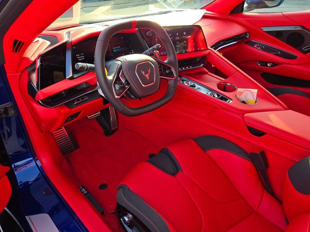 New 2027 Chevrolet Corvette Grand Sport w/ Stealth Interior Trim Package RWD image 22