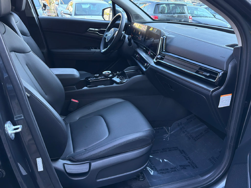 Certified 2023 Kia Sportage EX AWD/4WD image 11