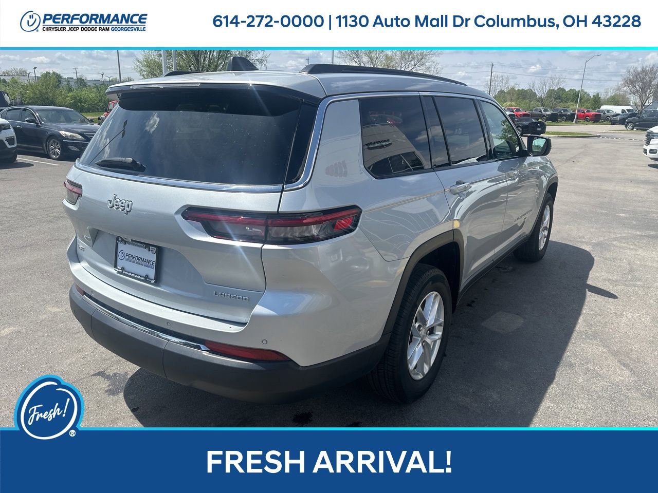Used 2024 Jeep Grand Cherokee L Laredo w/ Luxury Tech Group I image 4