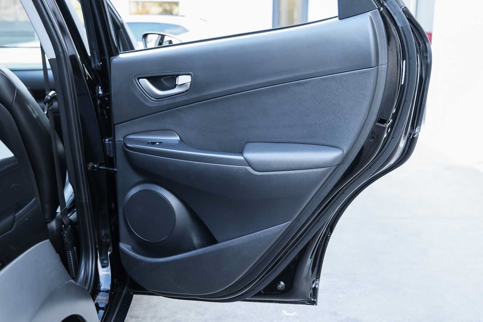 Used 2018 Hyundai Kona Ultimate FWD image 39