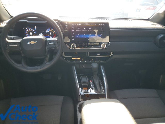 Used 2026 Chevrolet Colorado W/T RWD image 12