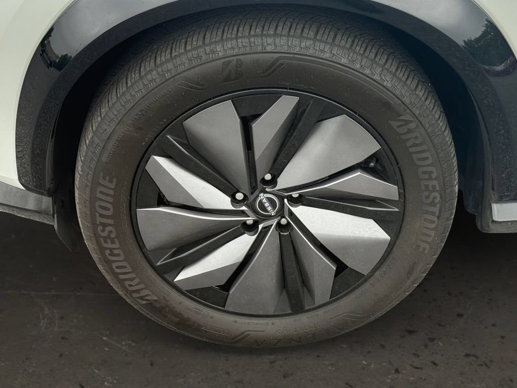 Used 2023 Nissan Ariya FWD image 9