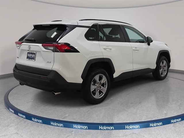 Certified 2025 Toyota RAV4 XLE FWD image 5