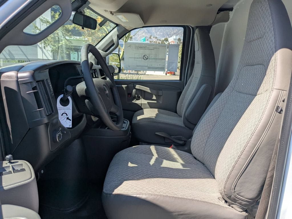 New 2026 GMC Savana 3500 Extended w/ Driver Convenience Package RWD image 20
