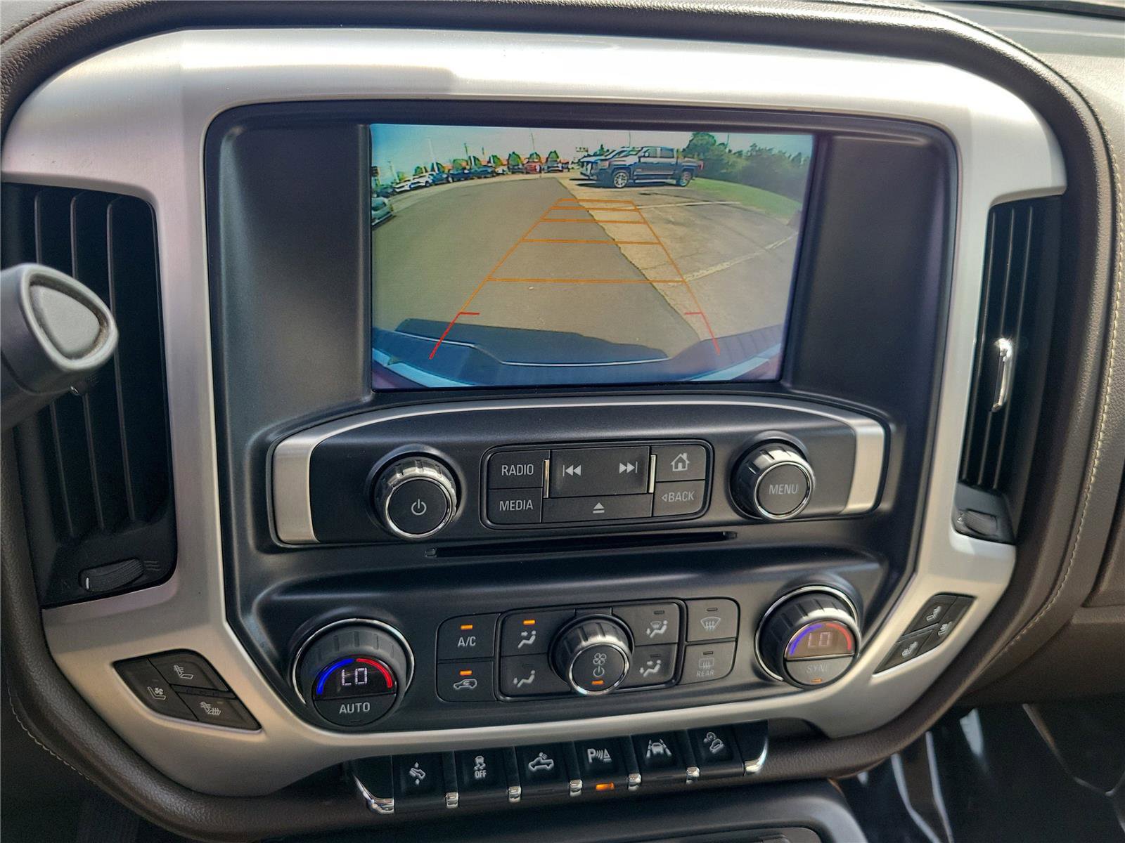 Used 2017 GMC Sierra 1500 SLT image 28