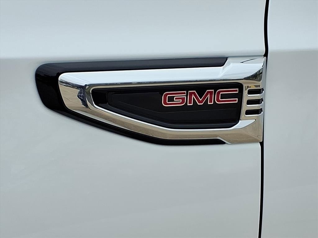 New 2026 GMC Yukon XL Elevation image 10