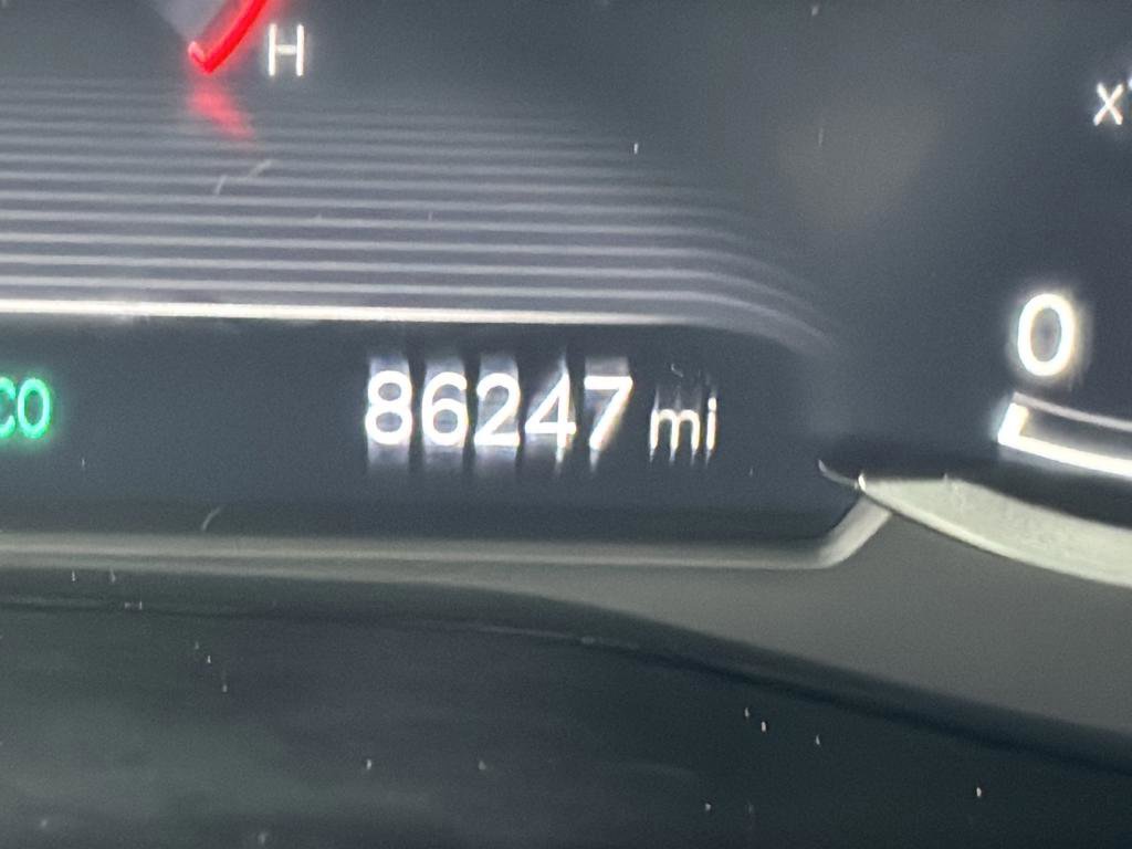 Used 2022 Genesis G70 3.3T image 28