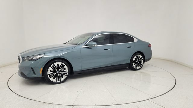 Used 2026 BMW i5 eDrive40 AWD/4WD image 5