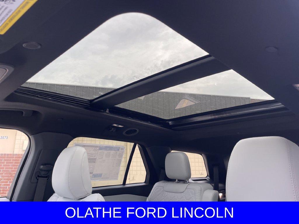 New 2027 Ford Explorer Platinum w/ LUX Leather Package AWD/4WD image 14
