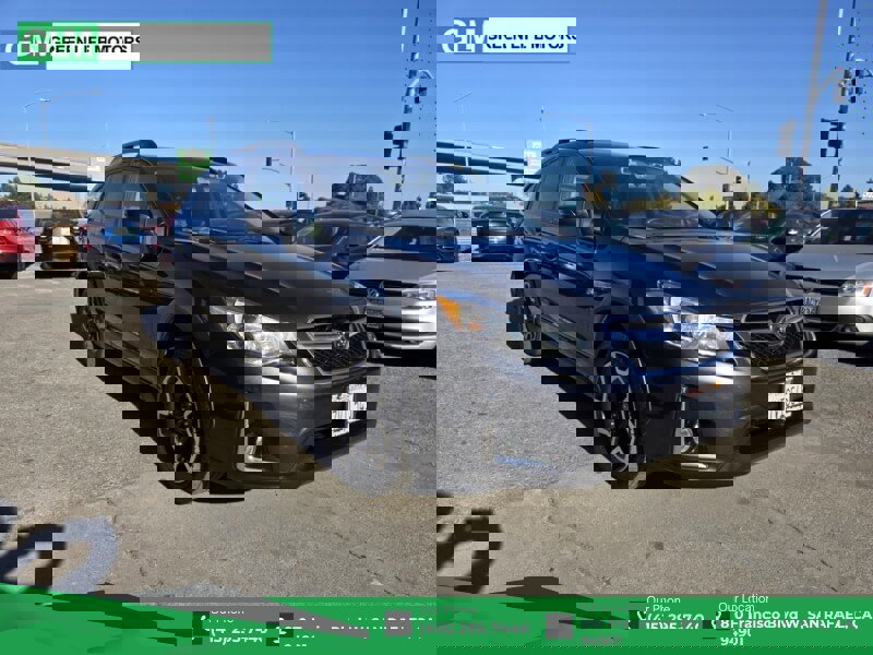 Used 2017 Subaru Crosstrek 2.0i Limited image 1