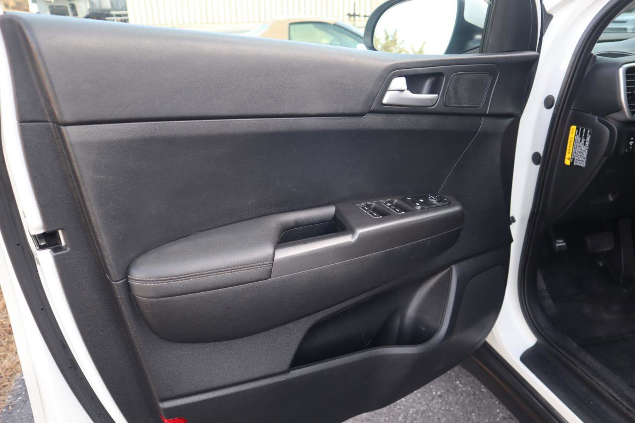 Used 2019 Kia Sportage LX image 44