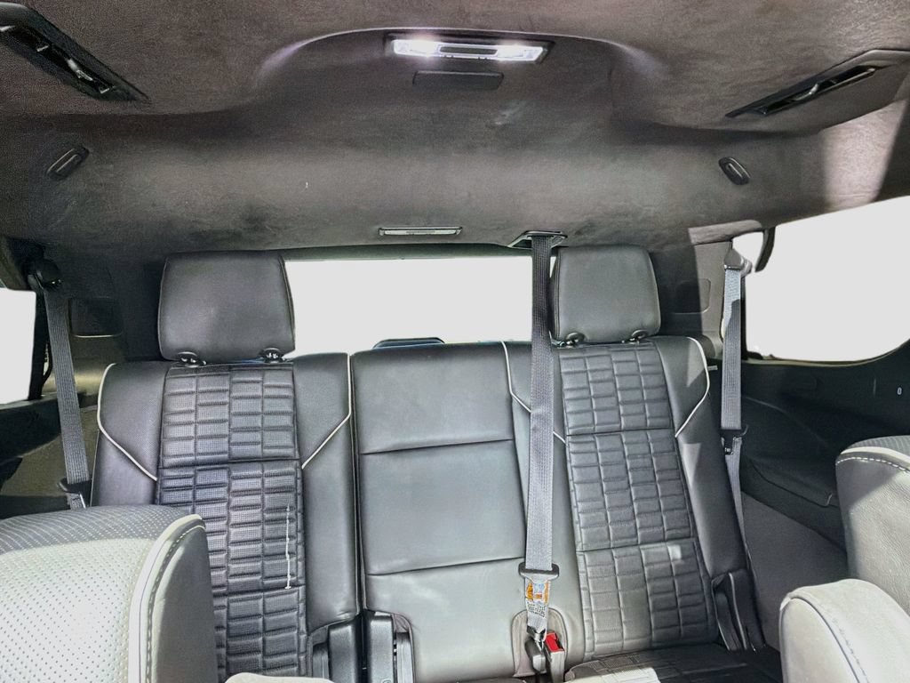 Used 2022 Cadillac Escalade Sport Platinum w/ LPO, ONYX Package AWD/4WD image 29