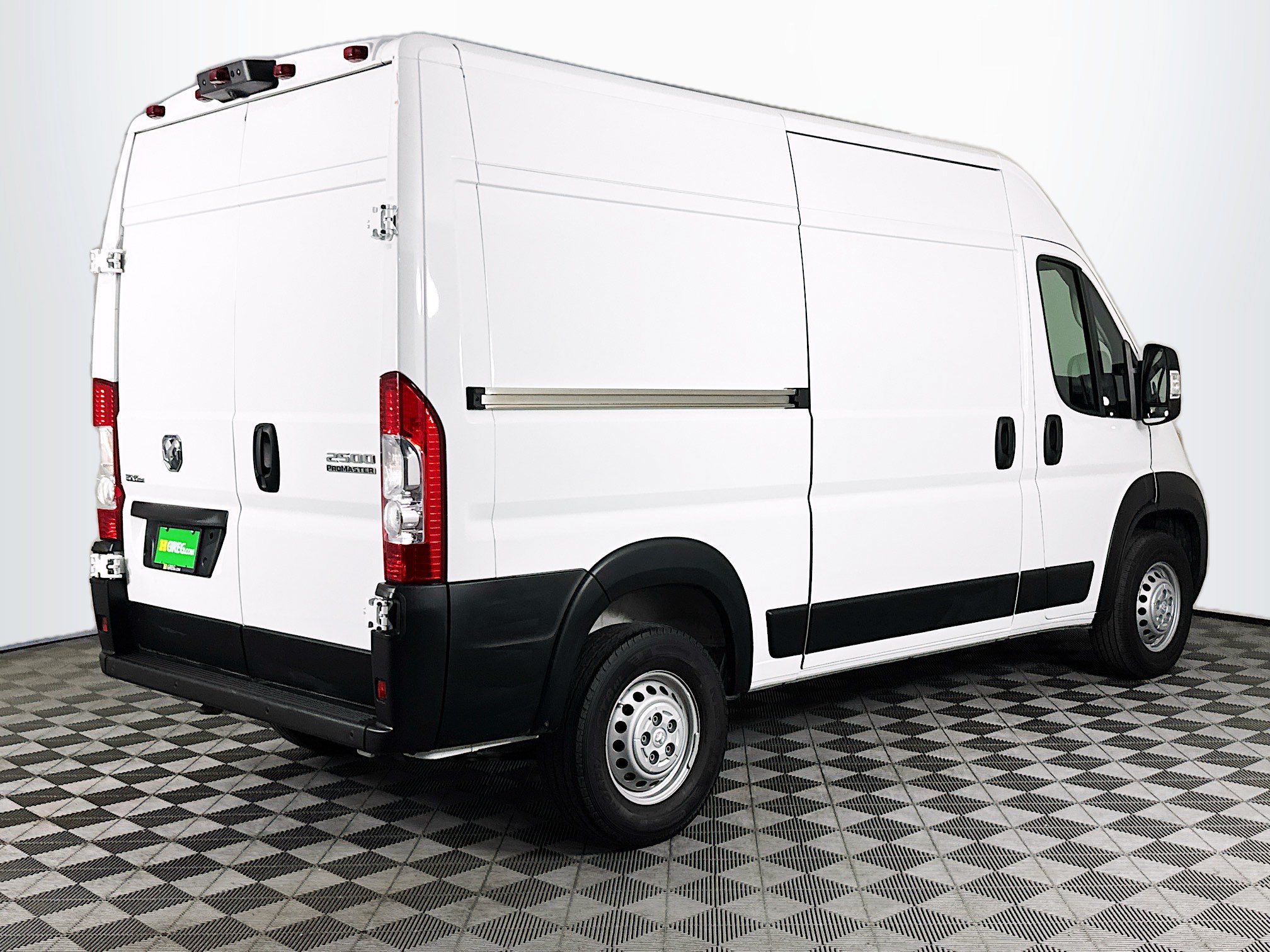Used 2025 RAM ProMaster 2500 w/ Safety Group FWD image 8
