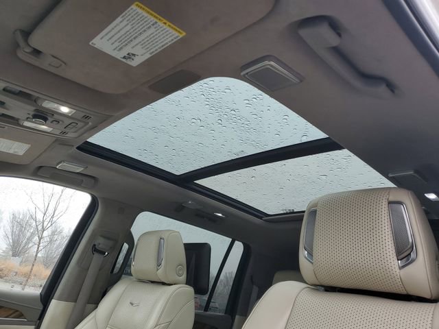 Used 2022 Cadillac Escalade ESV Sport Platinum w/ Heavy-Duty Trailer Package image 12