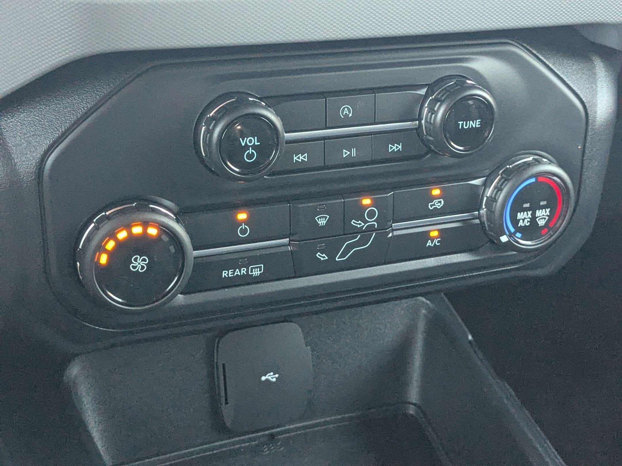 Used 2022 Ford Bronco 4-Door AWD/4WD image 23