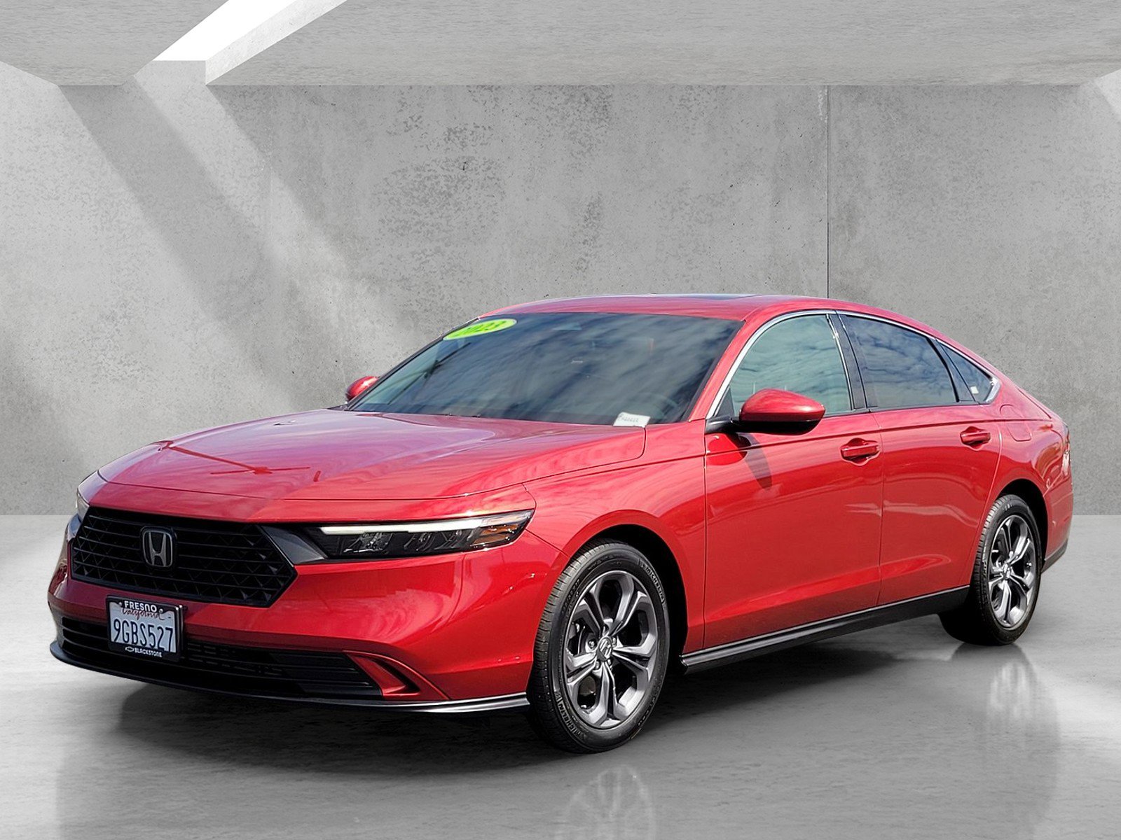 Used 2023 Honda Accord EX image 8