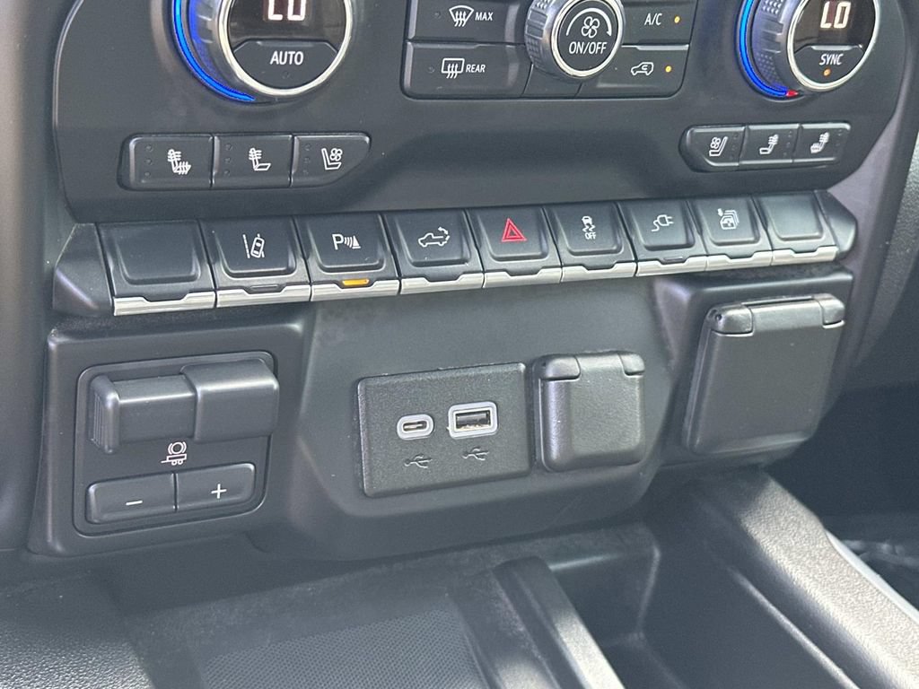 Used 2020 Chevrolet Silverado 2500 High Country AWD/4WD image 24