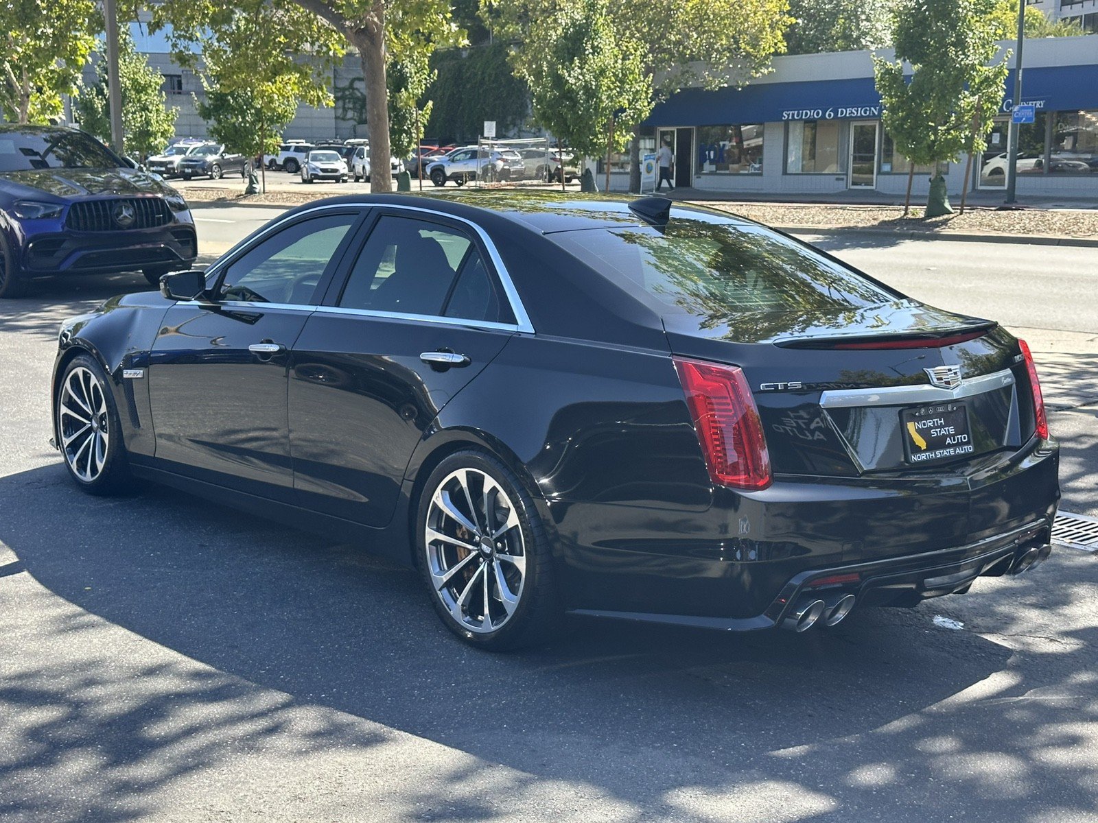 Used 2016 Cadillac CTS V w/ Luxury Package RWD image 12