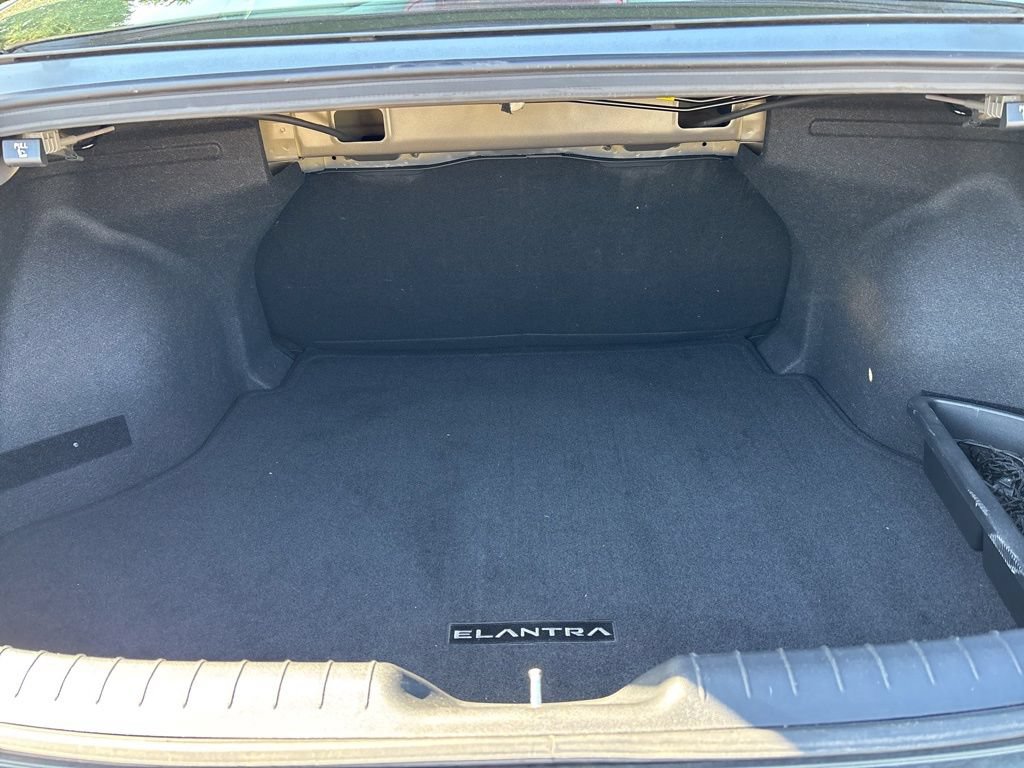 Certified 2024 Hyundai Elantra SEL FWD image 14