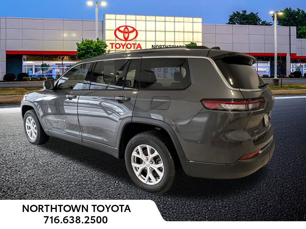 Used 2021 Jeep Grand Cherokee L Limited AWD/4WD image 3