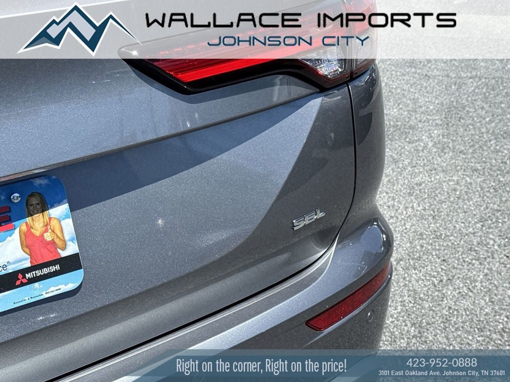 Used 2024 Mitsubishi Outlander SEL AWD/4WD image 11