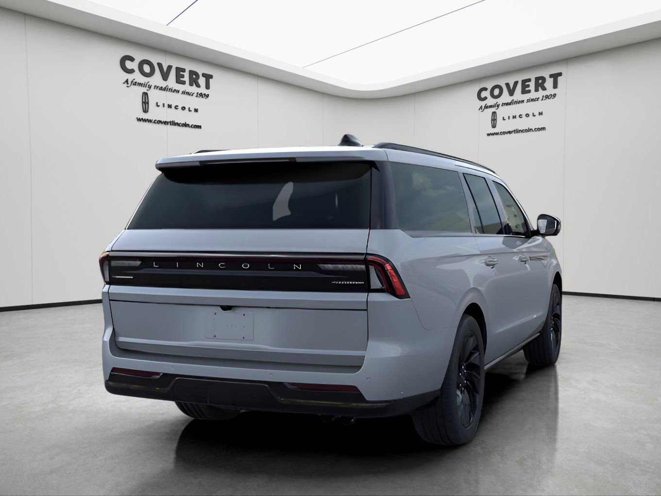 New 2025 Lincoln Navigator L Reserve w/ Jet Appearance Package image 8