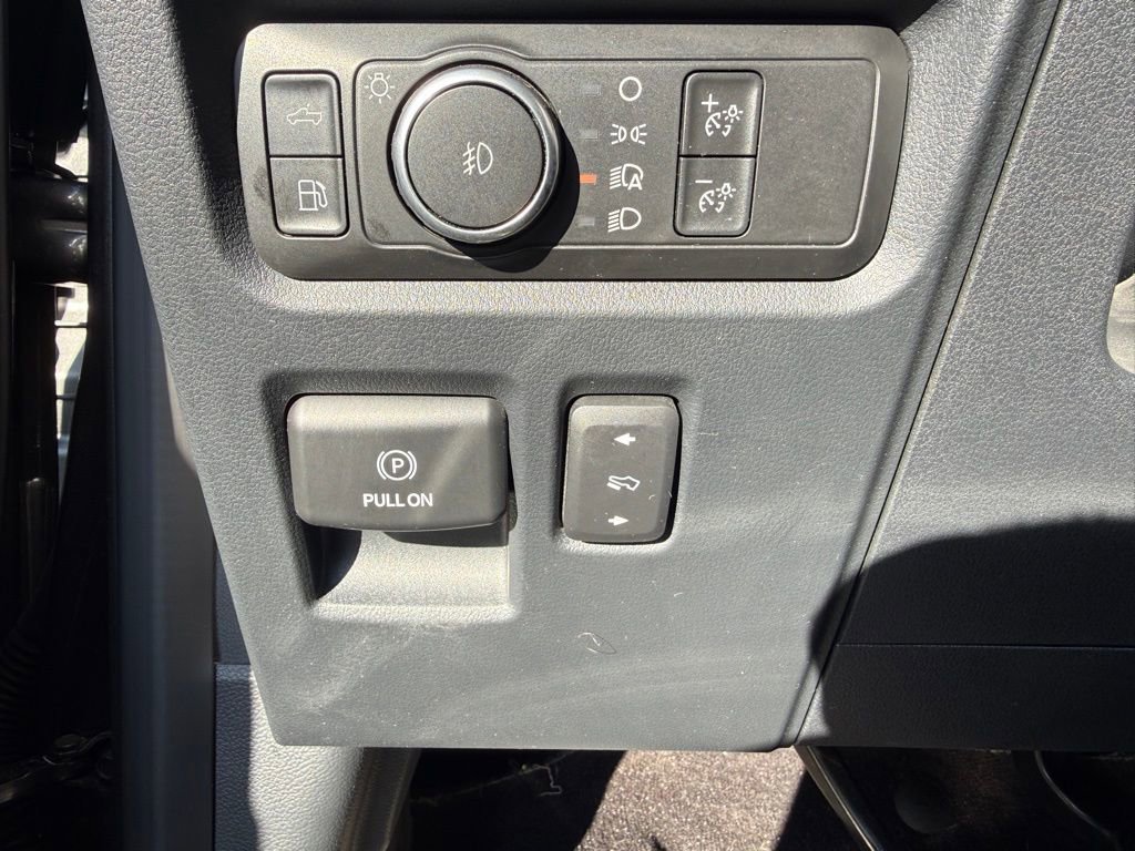 Used 2021 Ford F150 Platinum w/ Equipment Group 701A High image 24