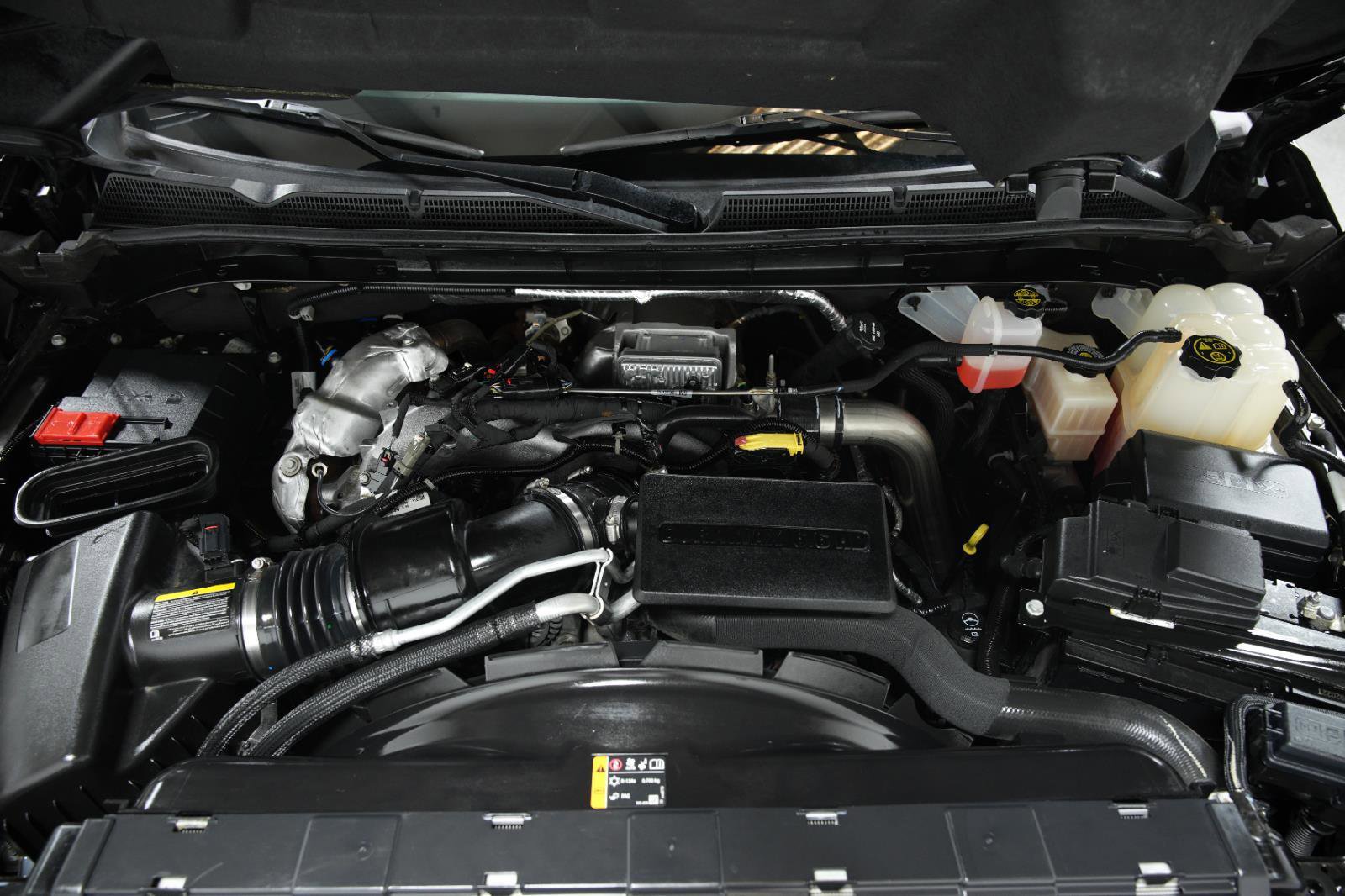 Used 2023 GMC Sierra 2500 Denali w/ Denali Black Diamond Edition image 15