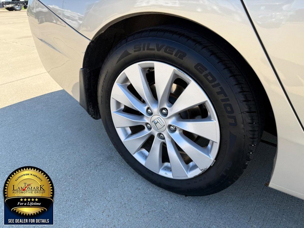 Used 2015 Honda Accord EX-L image 19