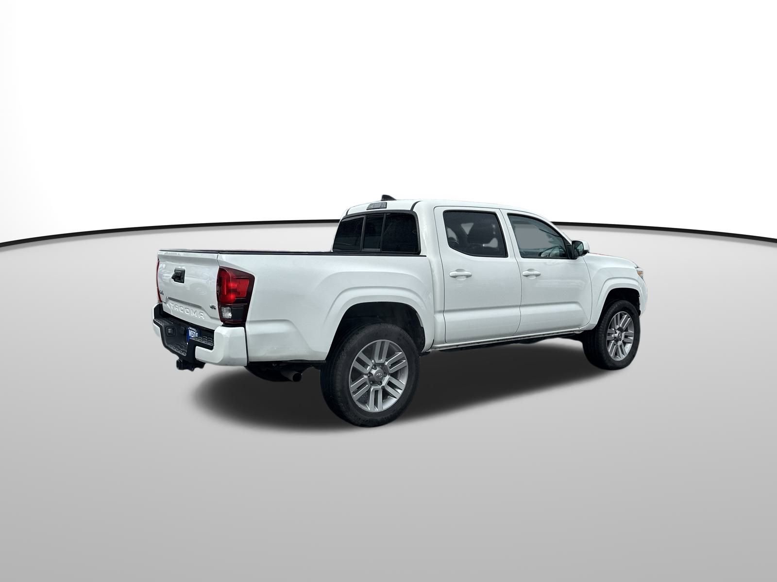 Used 2021 Toyota Tacoma SR image 6