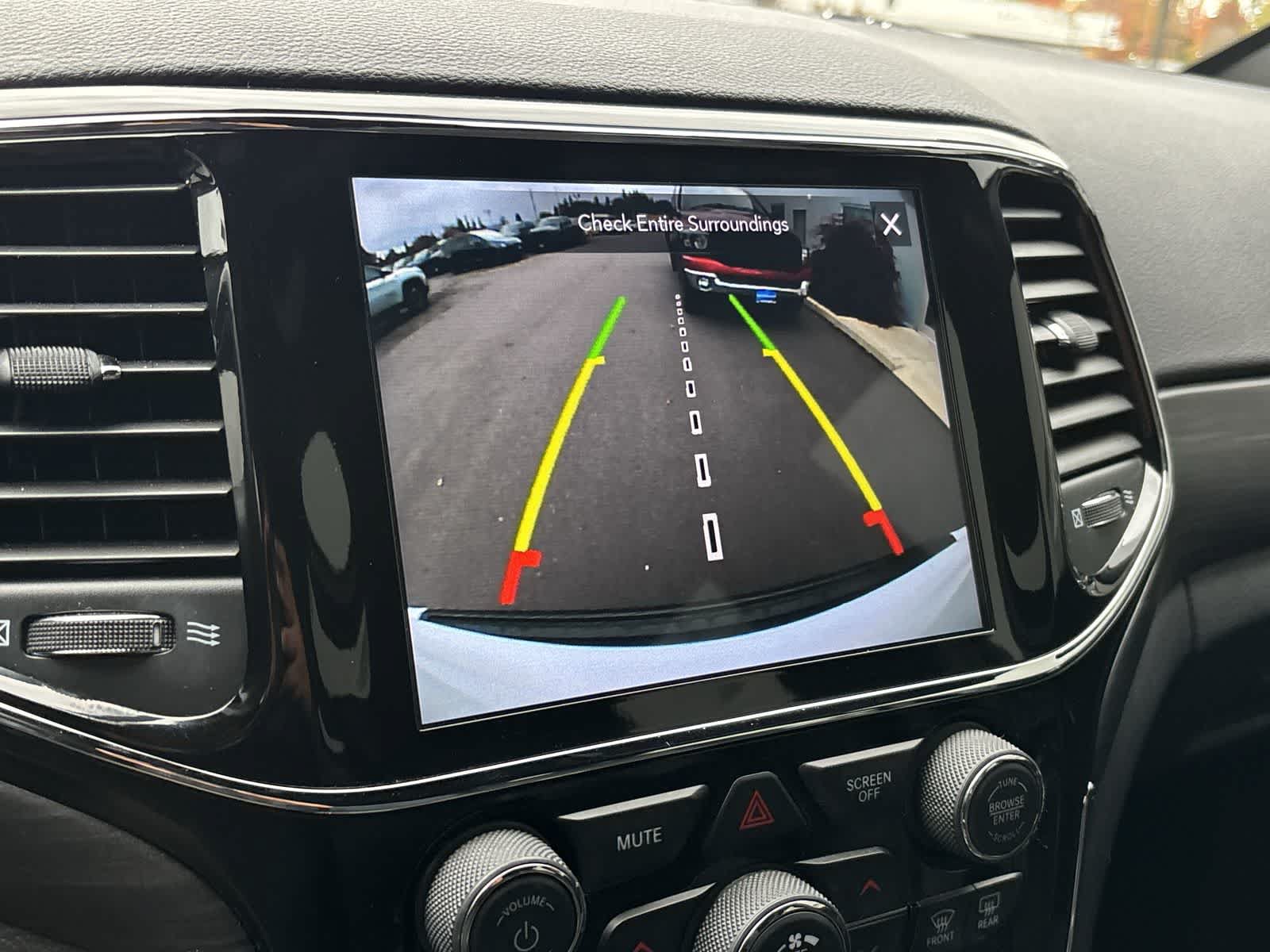 Certified 2020 Jeep Grand Cherokee Altitude AWD/4WD image 21