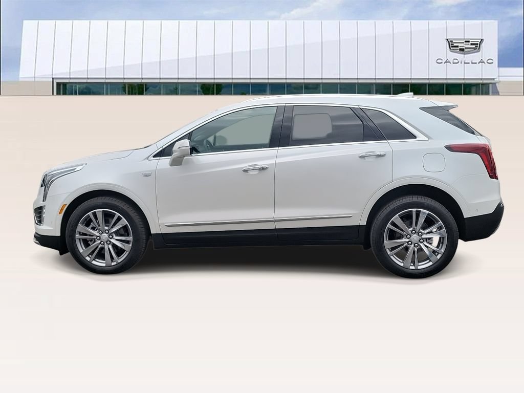 Used 2026 Cadillac XT5 Premium Luxury w/ Driver Assist Package FWD image 5