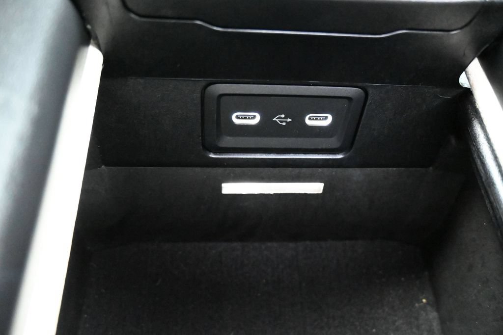Used 2024 Mercedes-Benz C 300 Sedan image 15