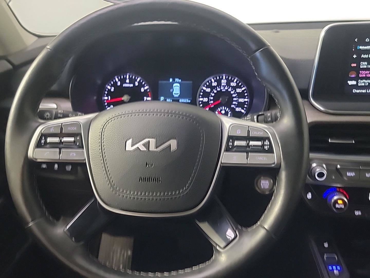 Certified 2022 Kia Telluride EX w/ EX Premium Package AWD/4WD image 26