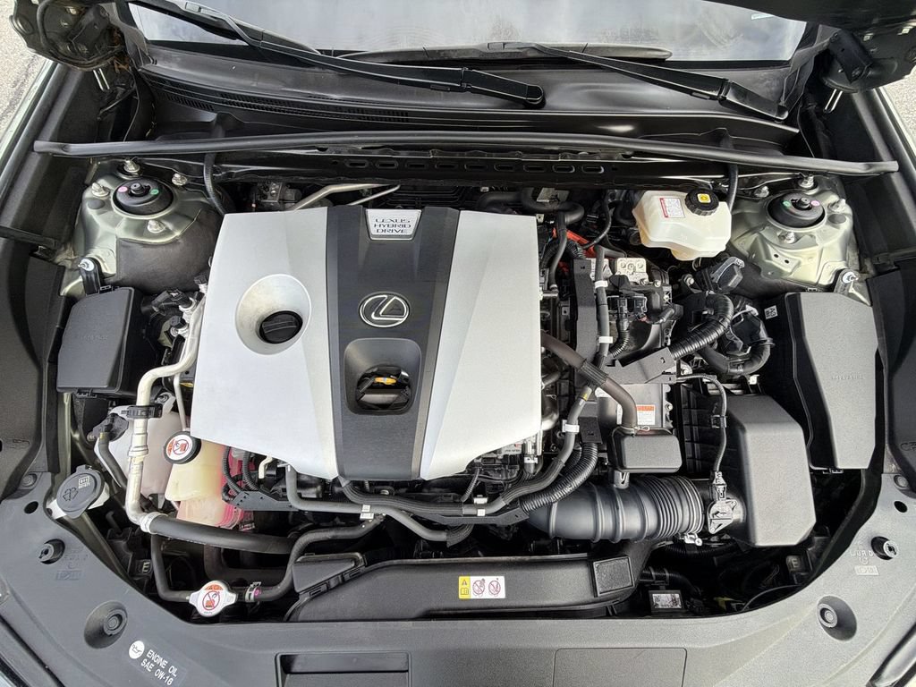 Used 2019 Lexus ES 300h w/ Premium Package FWD image 17