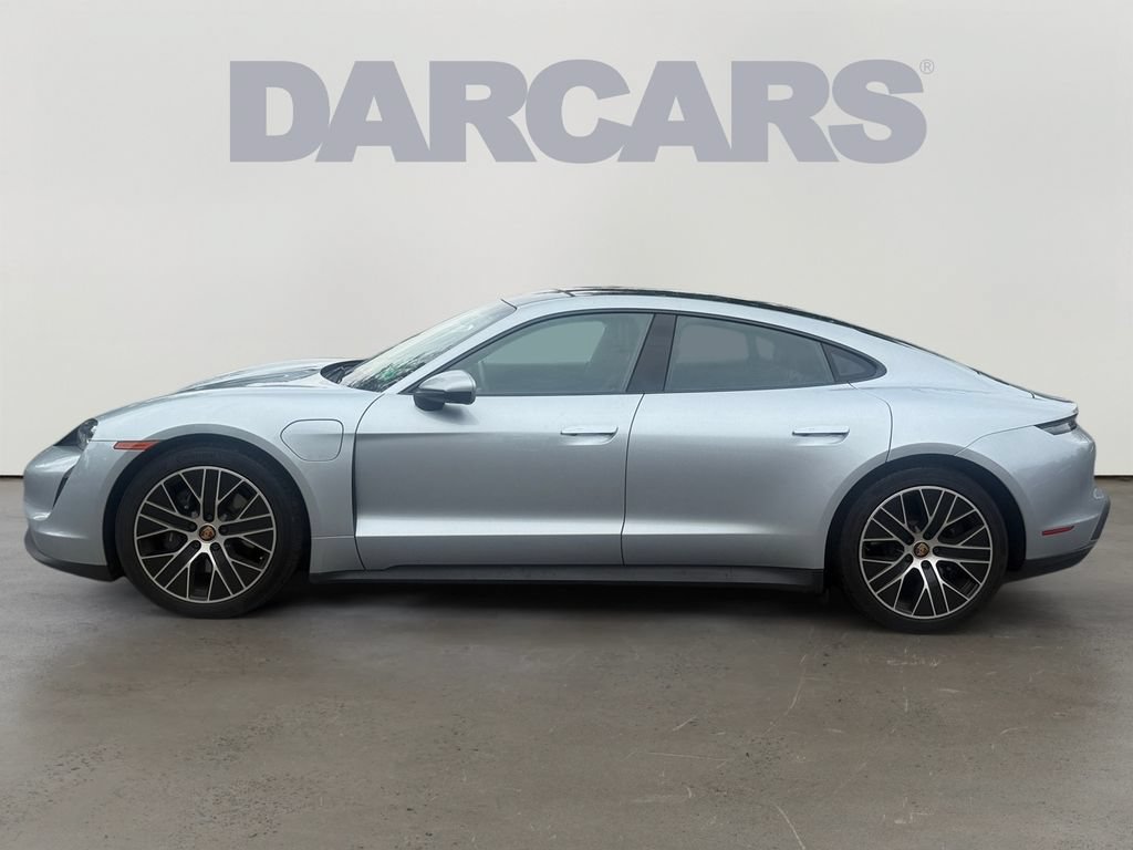 Used 2021 Porsche Taycan RWD image 4