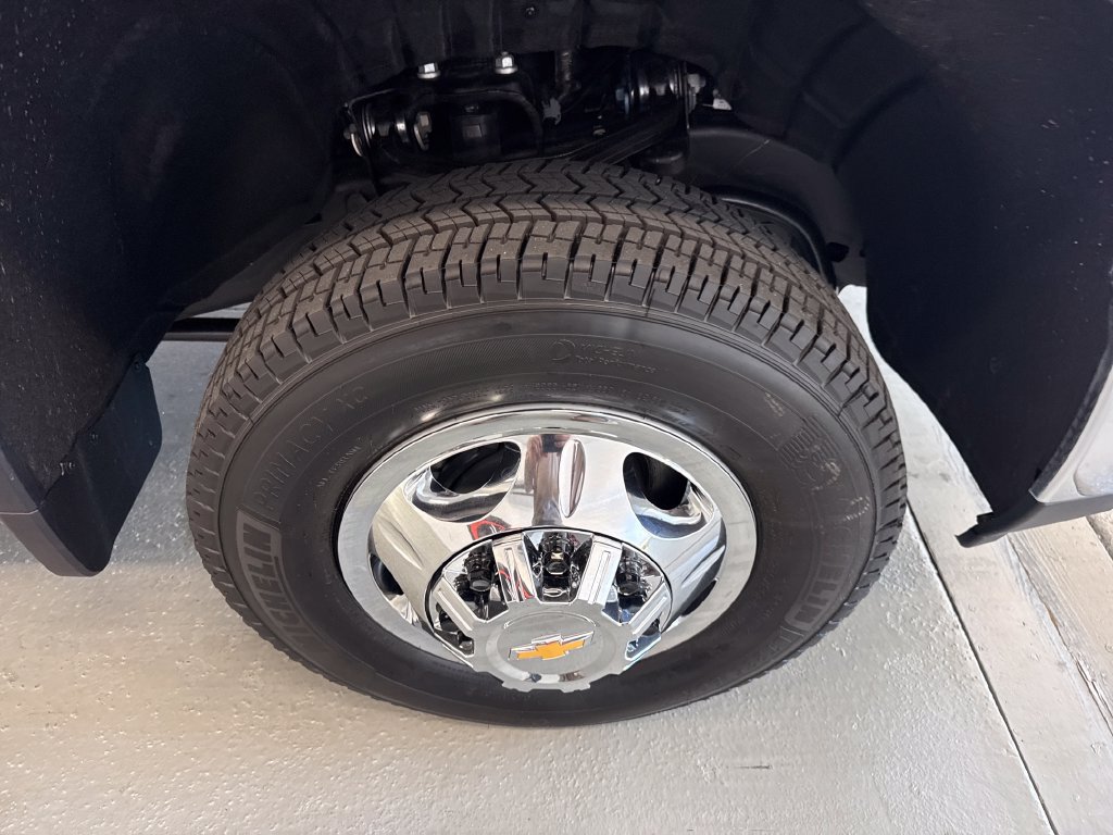 New 2026 Chevrolet Silverado 3500 LT AWD/4WD image 4