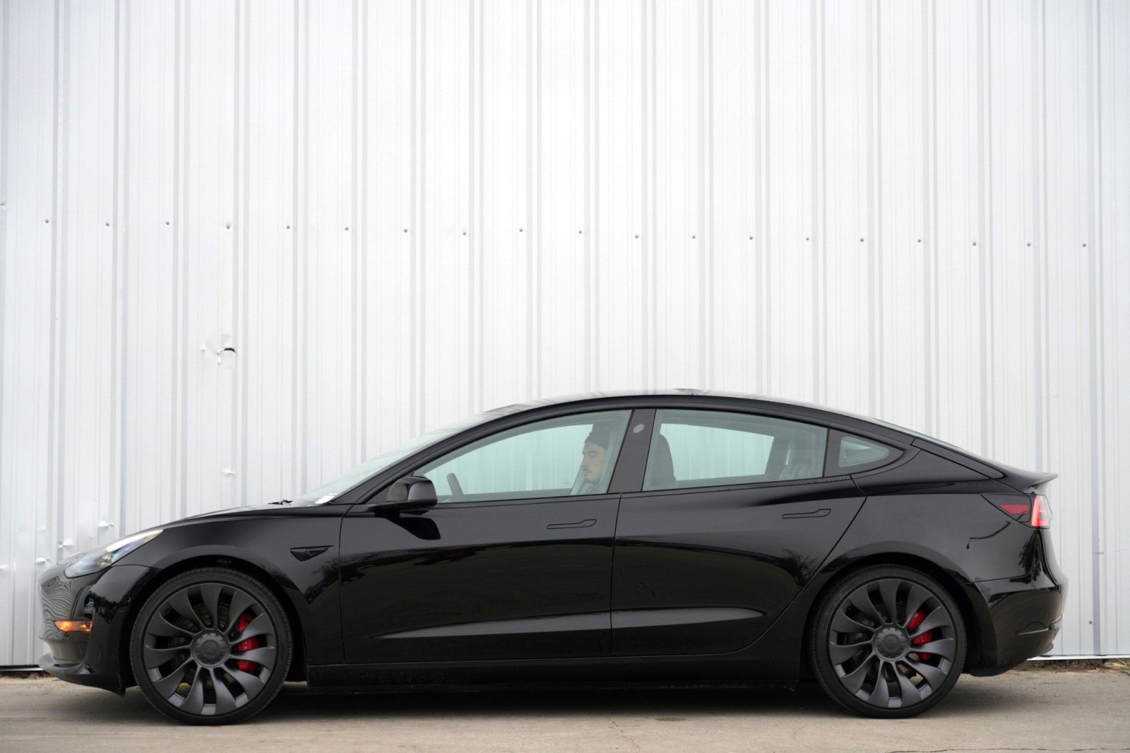 Used 2022 Tesla Model 3 Performance image 9