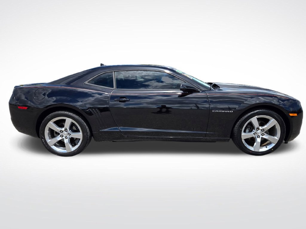 Used 2010 Chevrolet Camaro LT w/ RS Package RWD image 8
