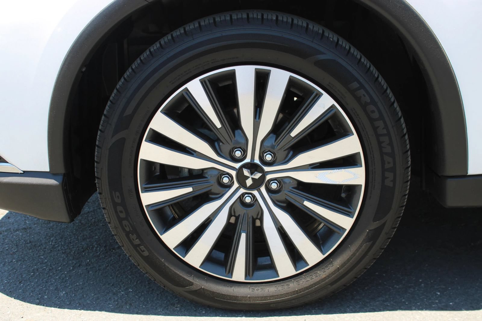 Used 2020 Mitsubishi Outlander SEL FWD image 4