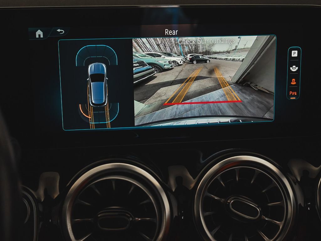 Used 2024 Mercedes-Benz GLA 35 AMG 4MATIC image 20