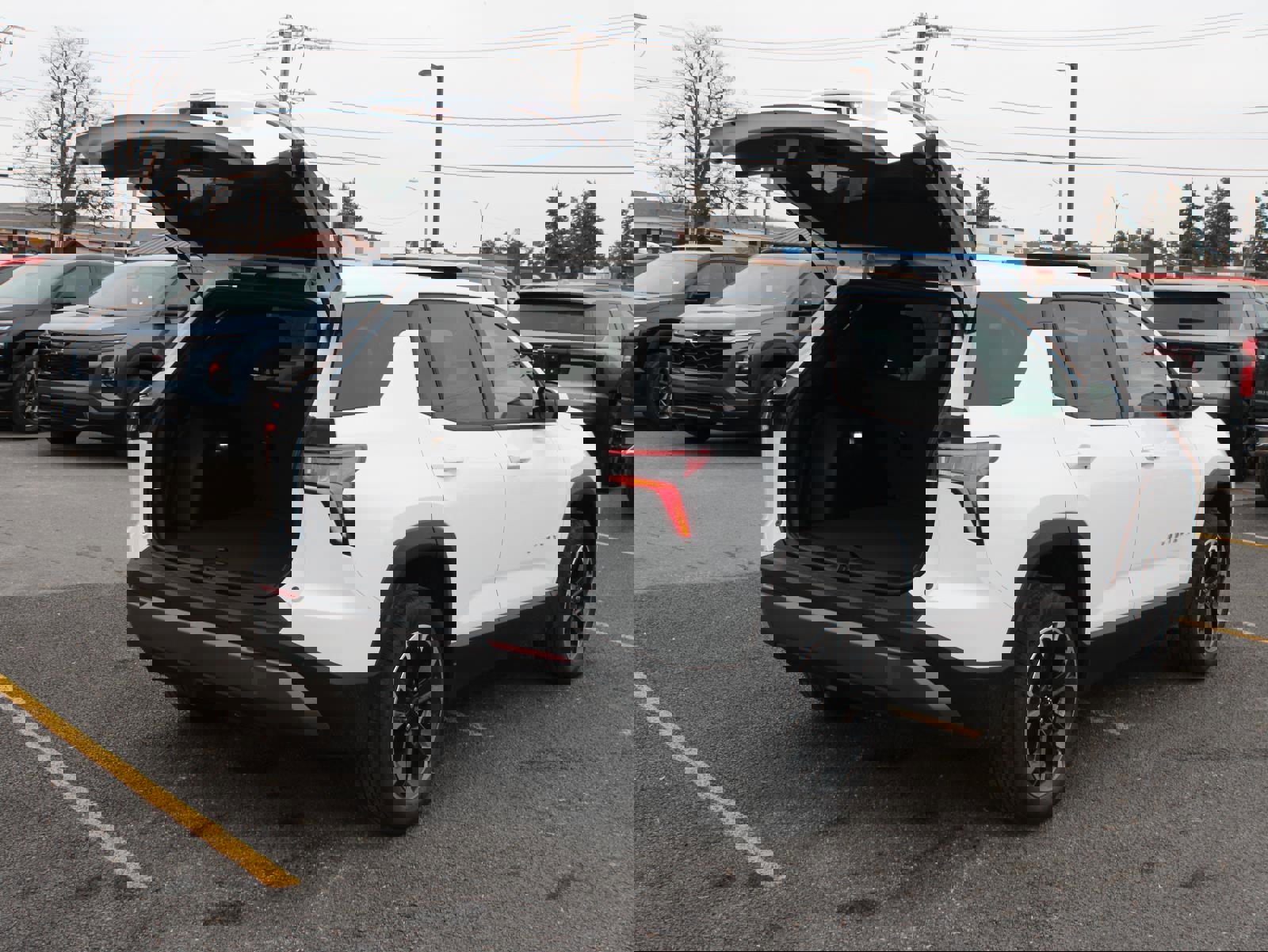 New 2026 Chevrolet Equinox LT image 7