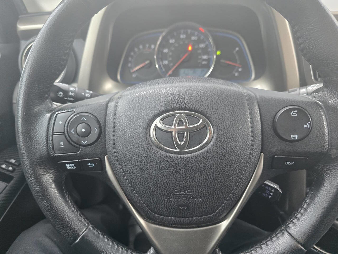 Used 2015 Toyota RAV4 Limited image 18