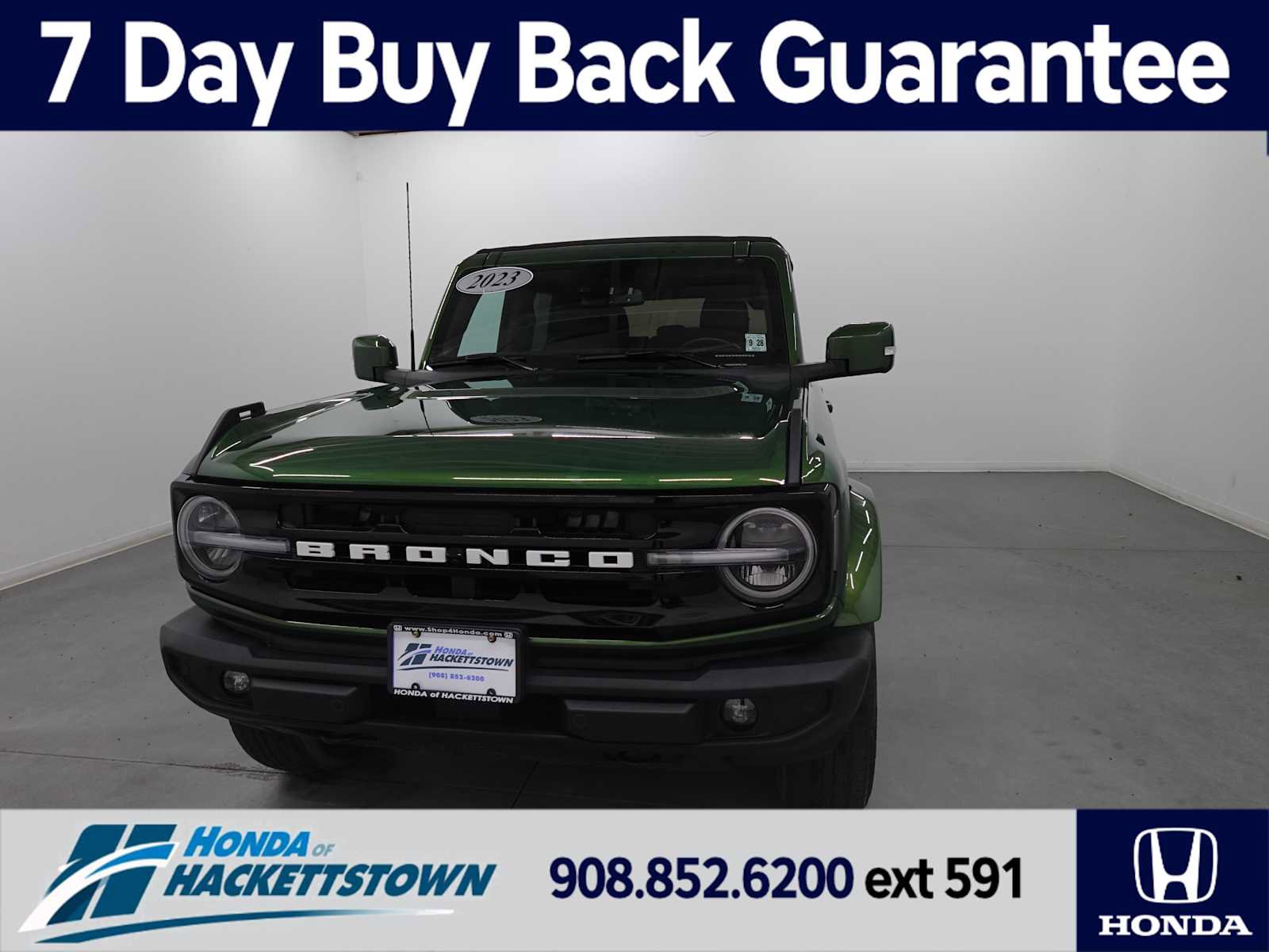 Used 2023 Ford Bronco Outer Banks image 1