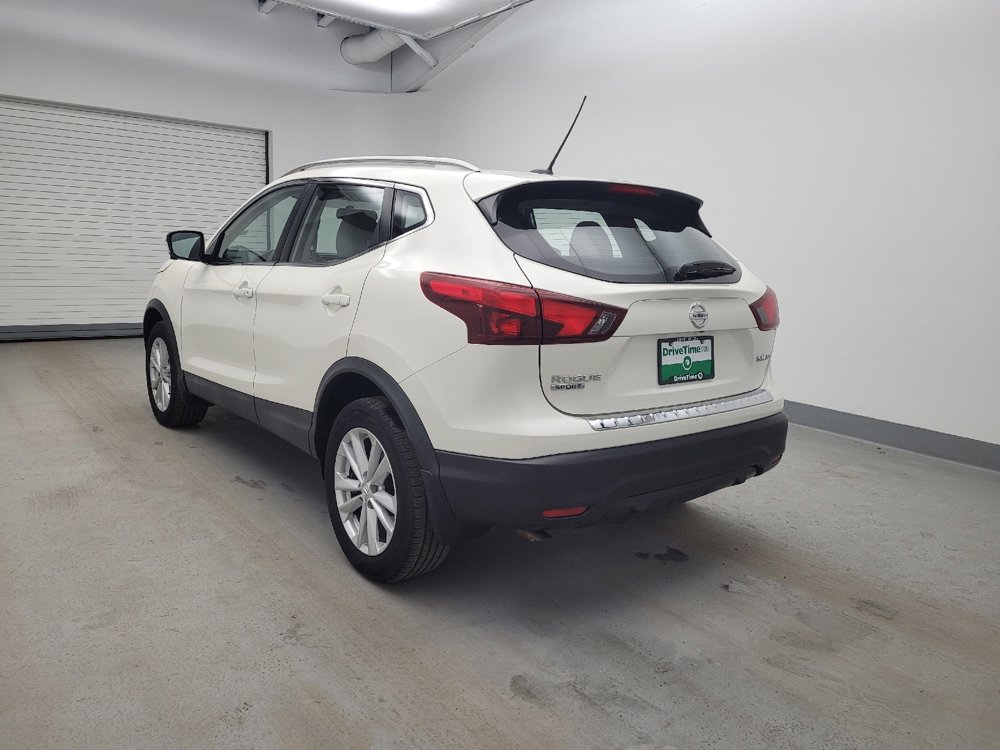 Used 2018 Nissan Rogue Sport SV w/ SV Technology Package image 5