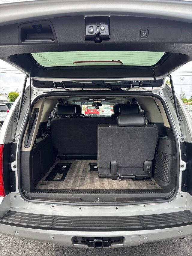 Used 2010 Chevrolet Tahoe LT AWD/4WD image 13