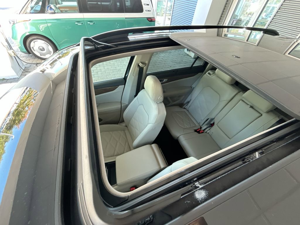 New 2026 Volkswagen Atlas SE image 42