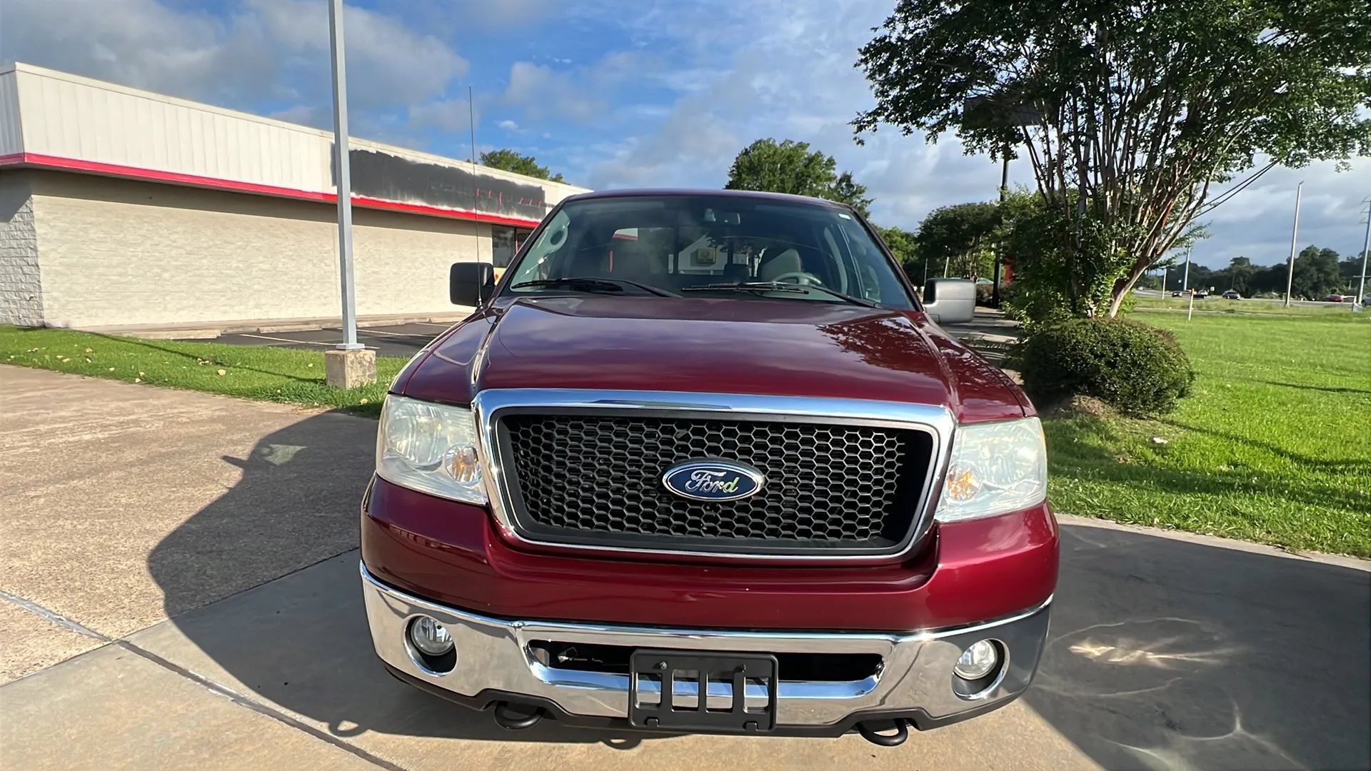 Used 2006 Ford F150 XLT AWD/4WD image 3