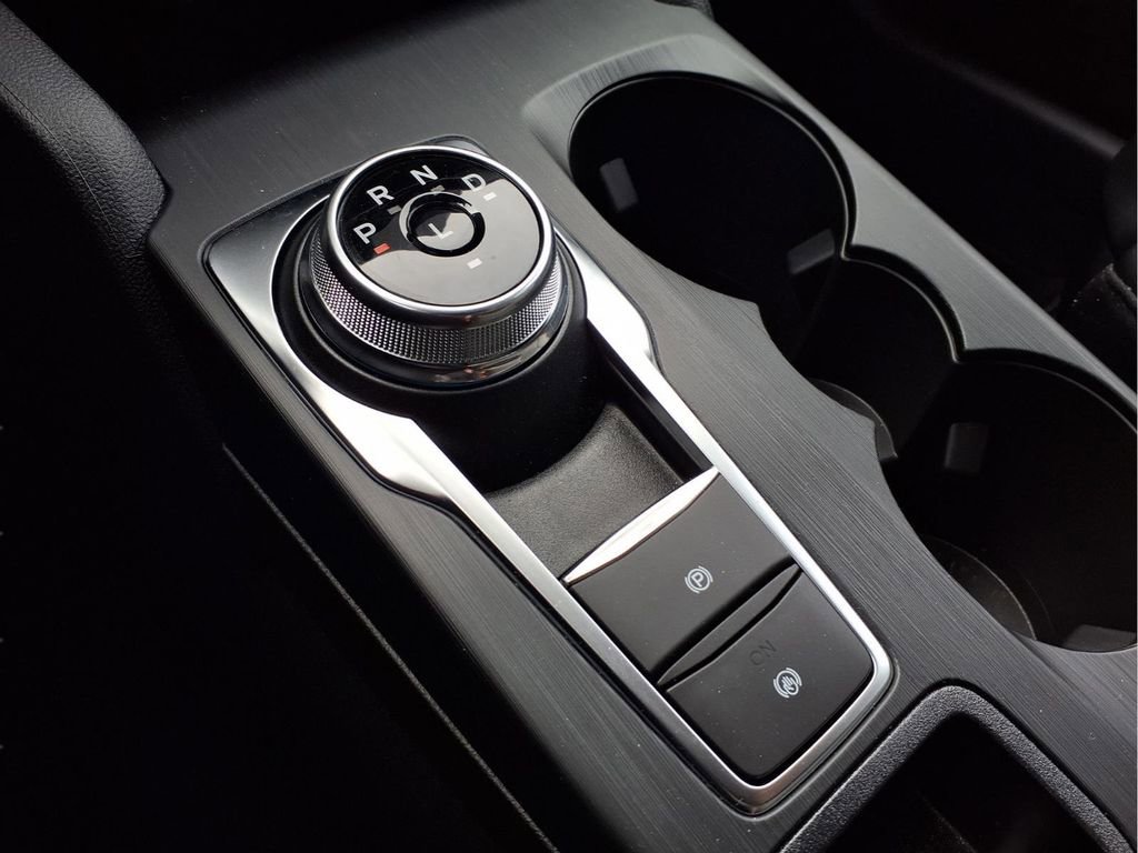 New 2026 Ford Escape ST-Line w/ Tech Pack #1 image 11