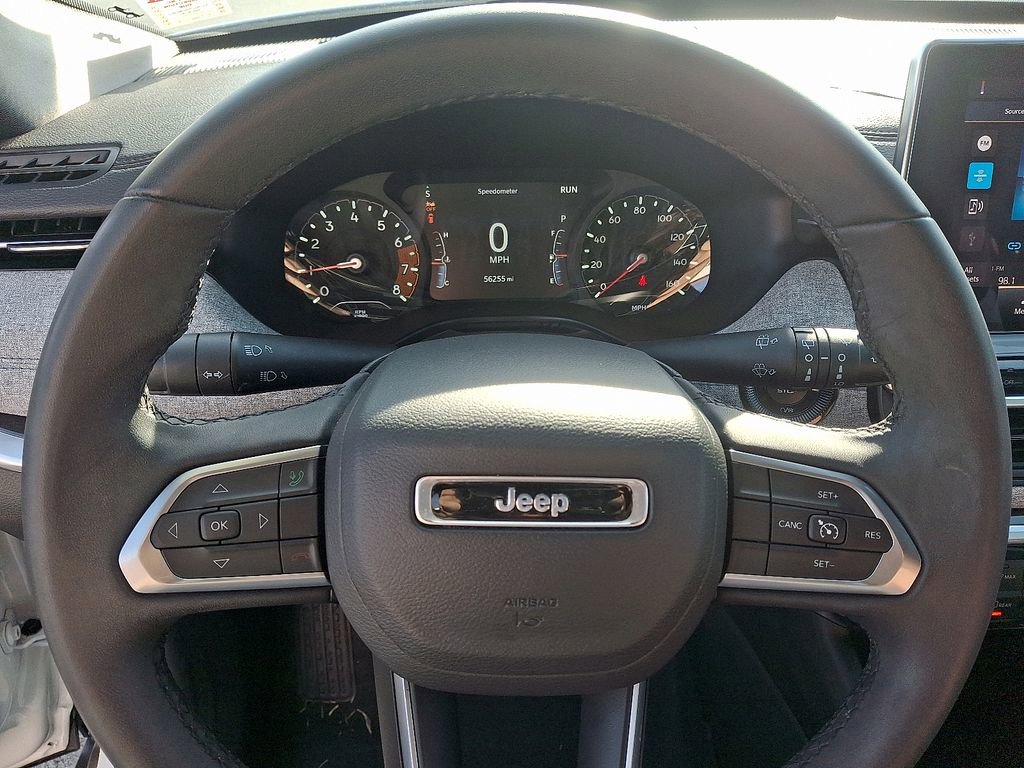 Used 2024 Jeep Compass Latitude image 18